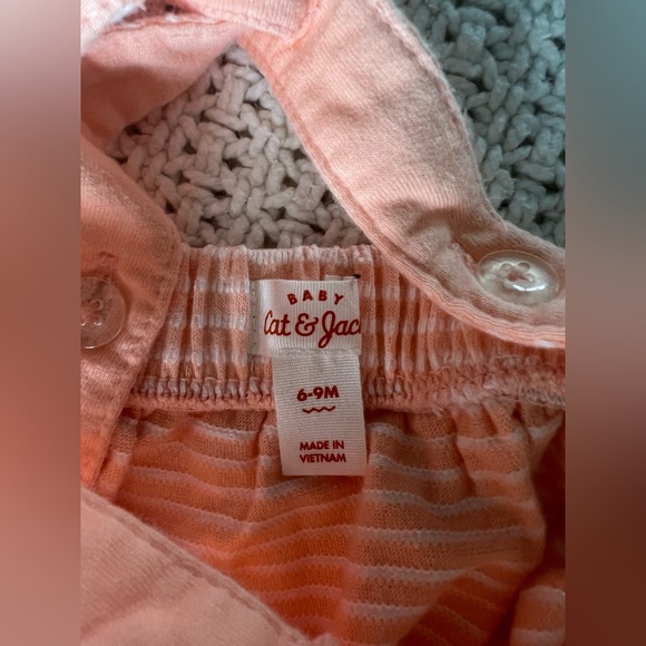 Cat and jack 6-9 month girl summer romper - Picture 3 of 3